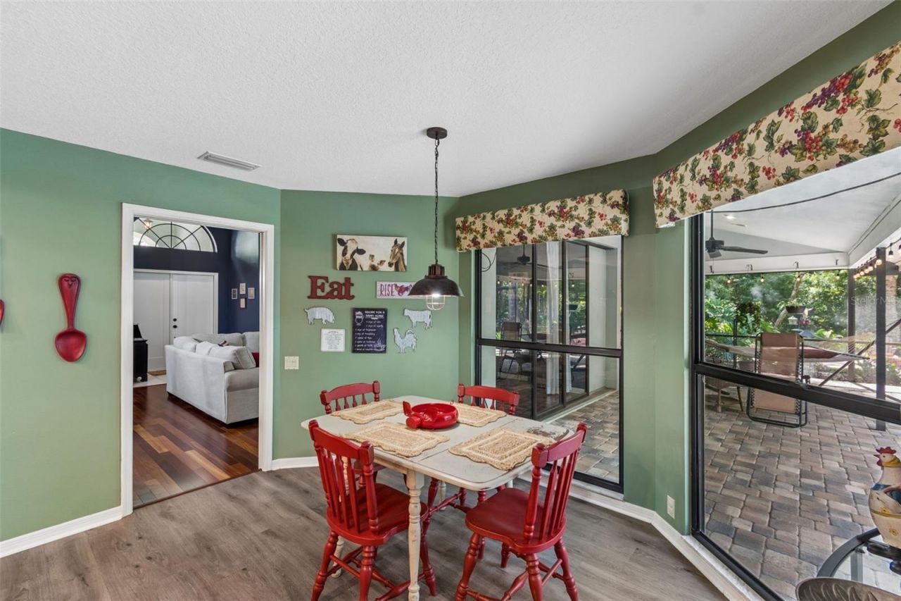 1661 Woodridge Court, Lutz, FL 33559 Photo