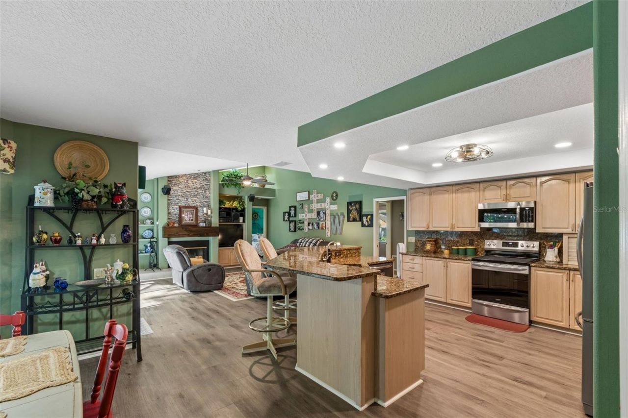1661 Woodridge Court, Lutz, FL 33559 Photo