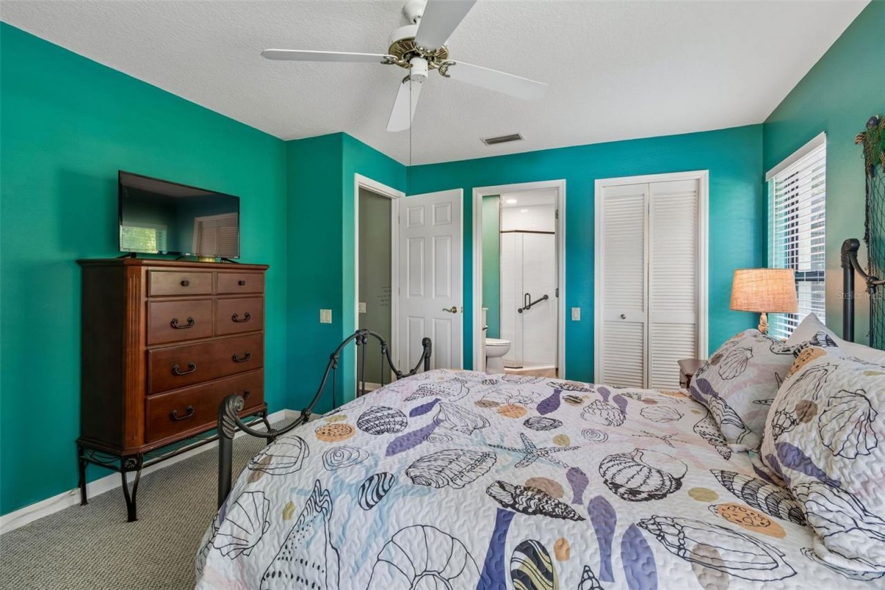 1661 Woodridge Court, Lutz, FL 33559 Photo