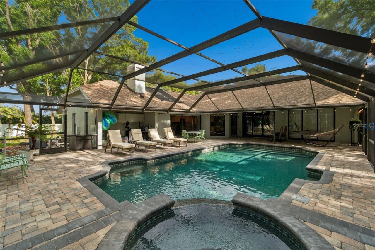 1661 Woodridge Court, Lutz, FL 33559 Photo