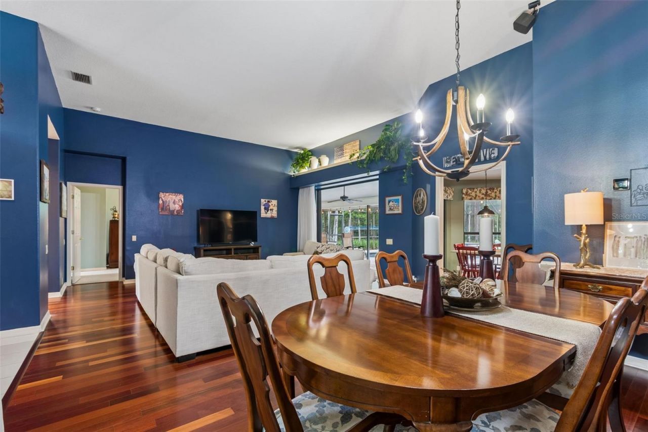 1661 Woodridge Court, Lutz, FL 33559 Photo