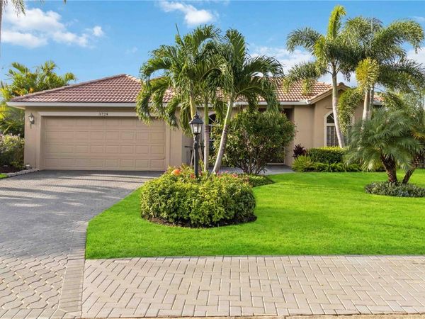 3724 71ST TERRACE E, SARASOTA, FL 34243