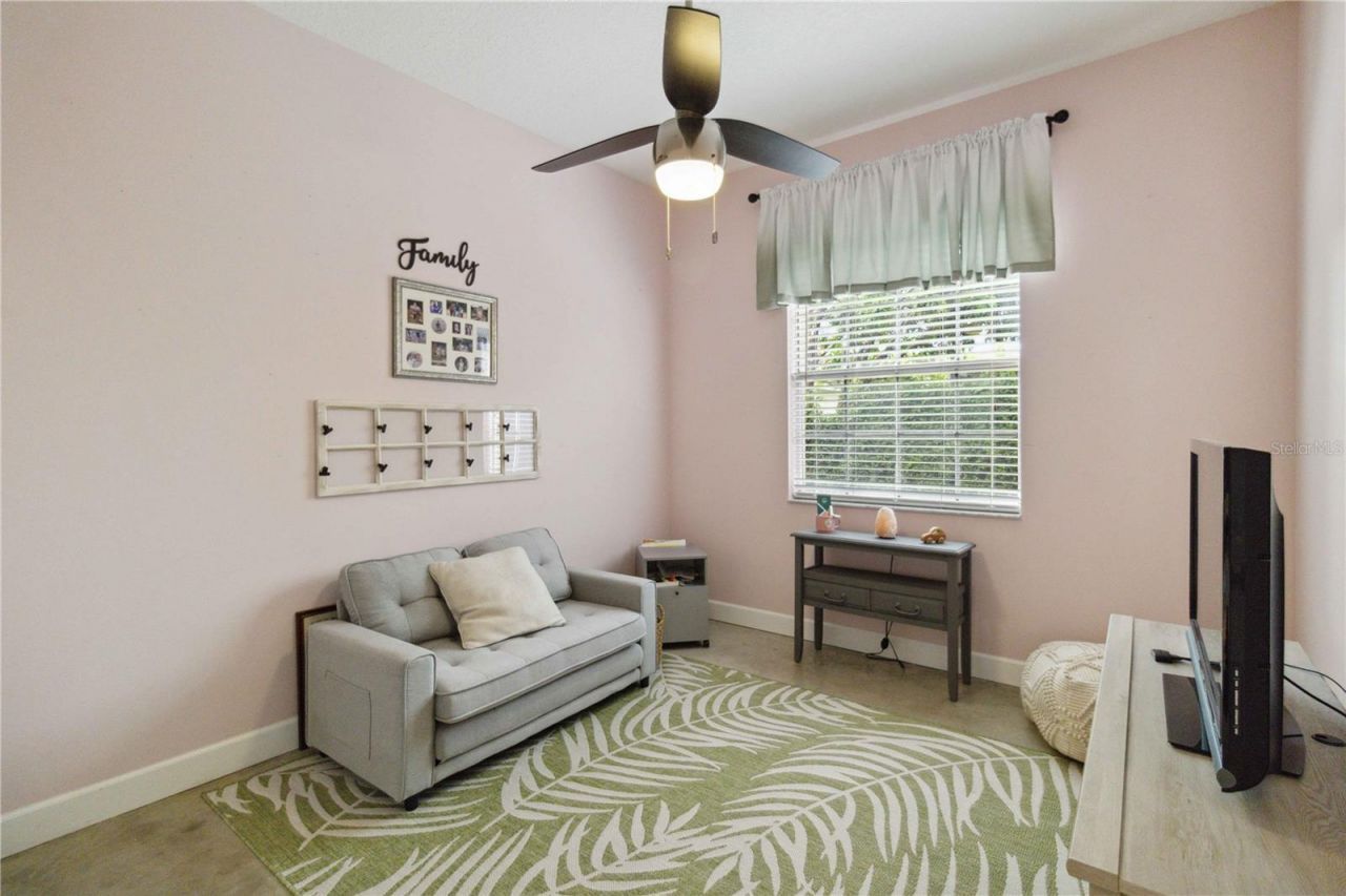 3724 71st Terrace E, Sarasota, FL 34243 Photo