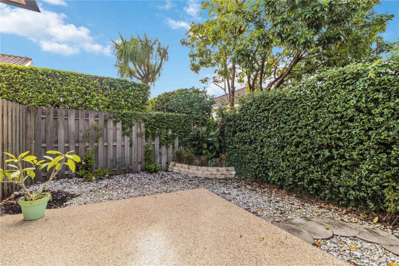 3724 71st Terrace E, Sarasota, FL 34243 Photo