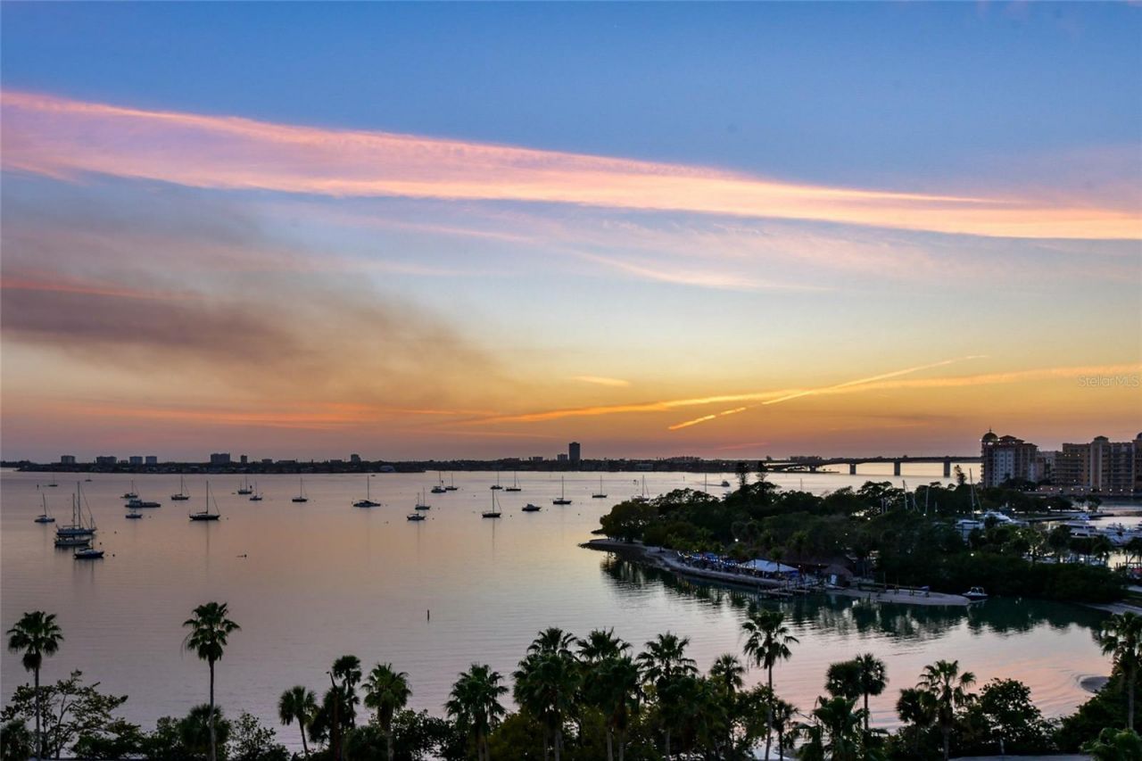 3724 71st Terrace E, Sarasota, FL 34243 Photo