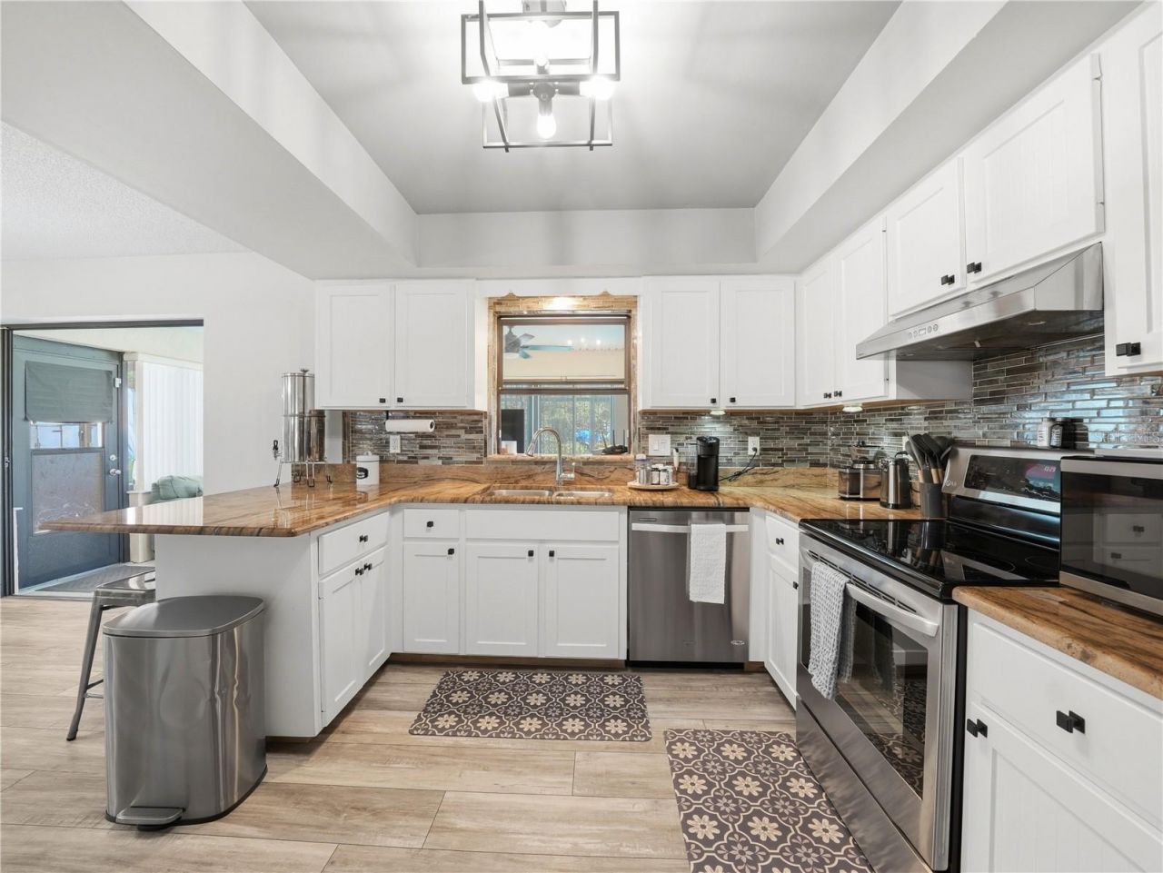 1711 Lake Clay Drive, Lake Placid, FL 33852 Photo