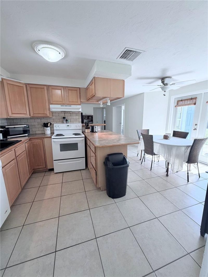 3219 Cambridge Drive, Sarasota, FL 34232 Photo