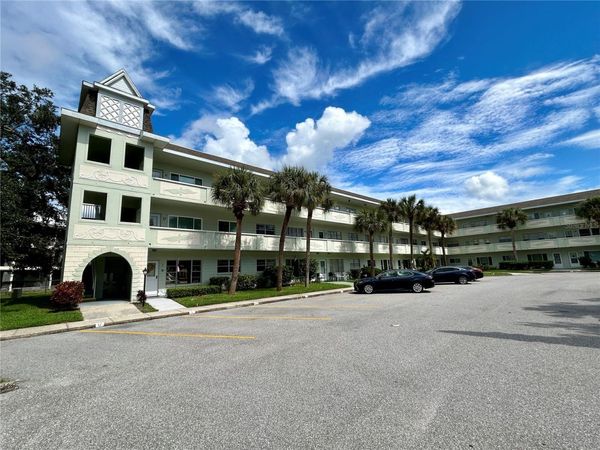 2386 SUMATRAN WAY , Unit 68, CLEARWATER, FL 33763