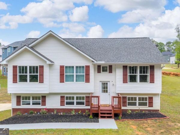 1795 Skyline Drive, Toccoa, GA 30577