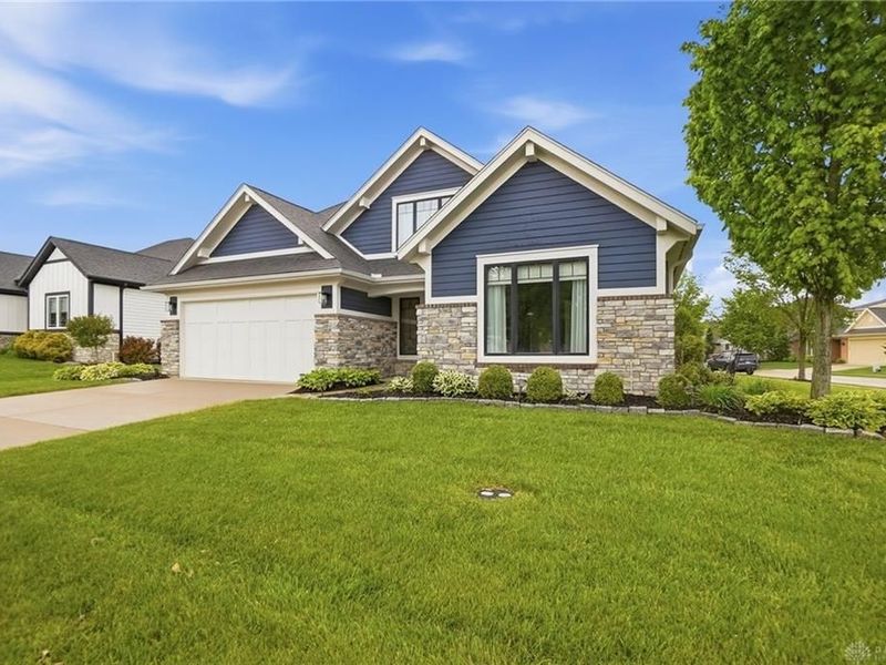 1374 Highland Lane, Beavercreek Township, OH 45385 Photo 2
