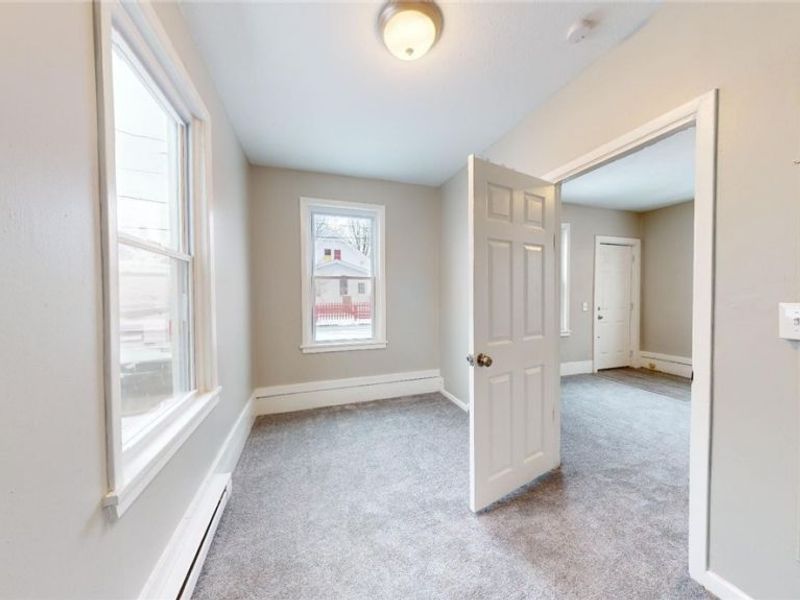 4572 Niessen Court, Cleveland, OH 44109 Photo 10