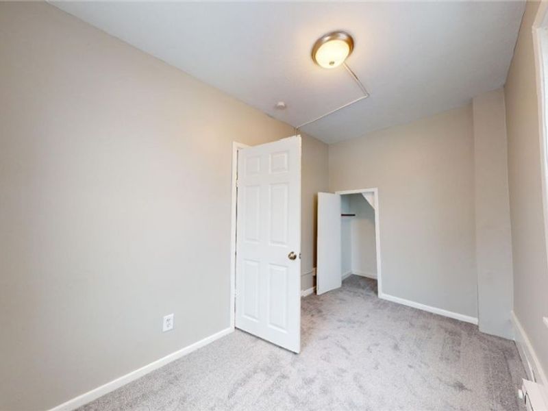 4572 Niessen Court, Cleveland, OH 44109 Photo 11