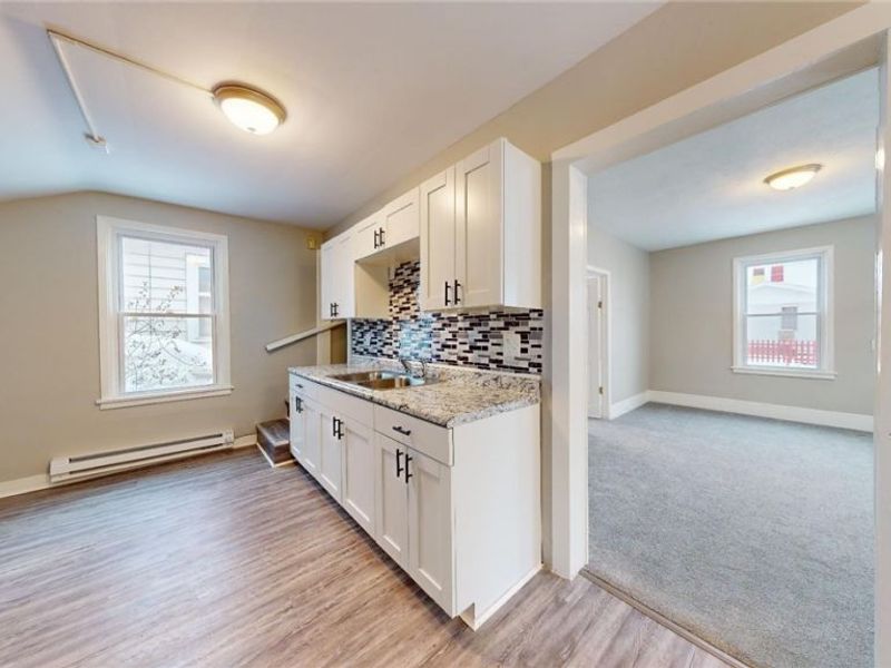 4572 Niessen Court, Cleveland, OH 44109 Photo 14