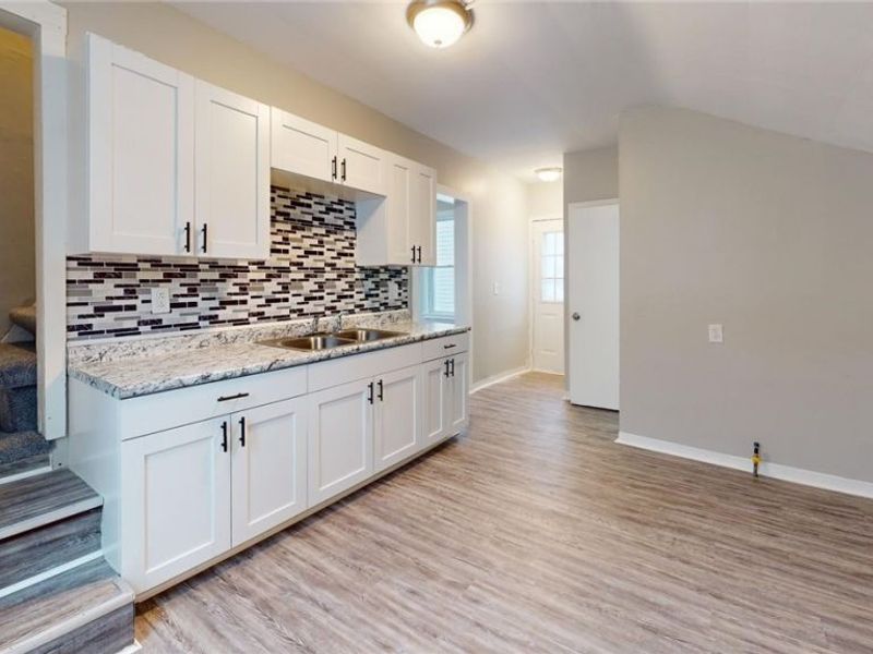 4572 Niessen Court, Cleveland, OH 44109 Photo 15