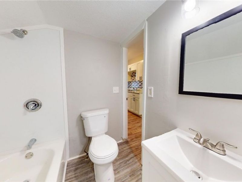 4572 Niessen Court, Cleveland, OH 44109 Photo 18