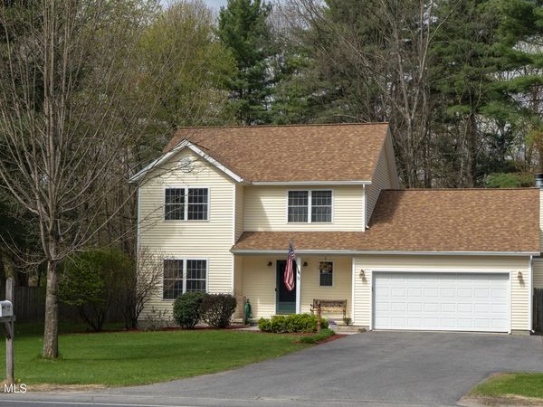 32 Jones Road, Saratoga Springs, NY 12866