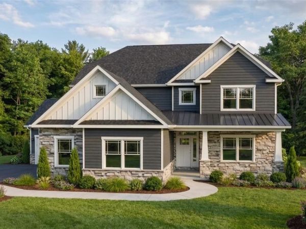 153 Wild Briar Drive, Venetia, PA 15361