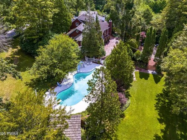 219 Gravity Road, Lake Ariel, PA 18436