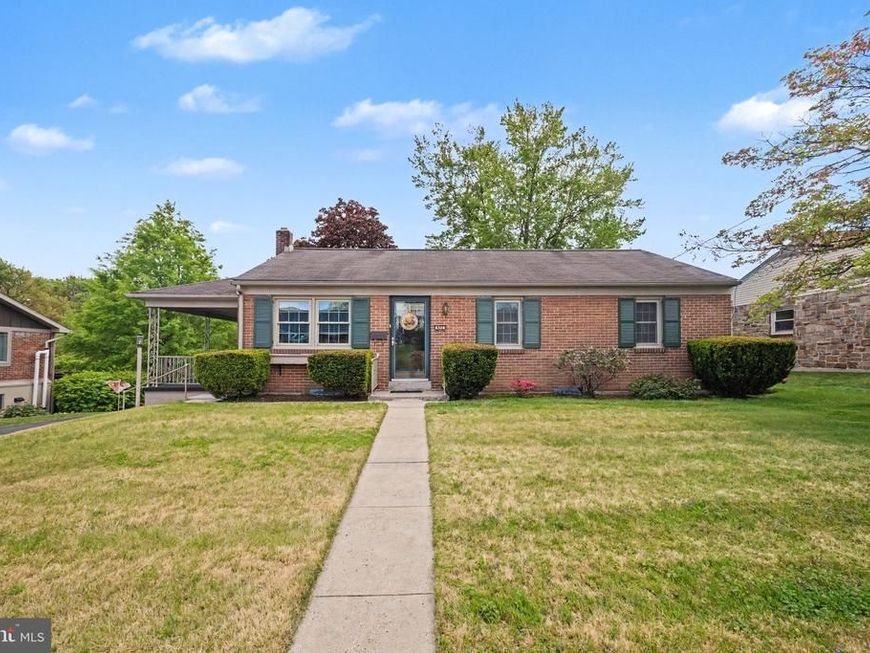 422 Westview Drive , Akron, PA 17501 Main Photo