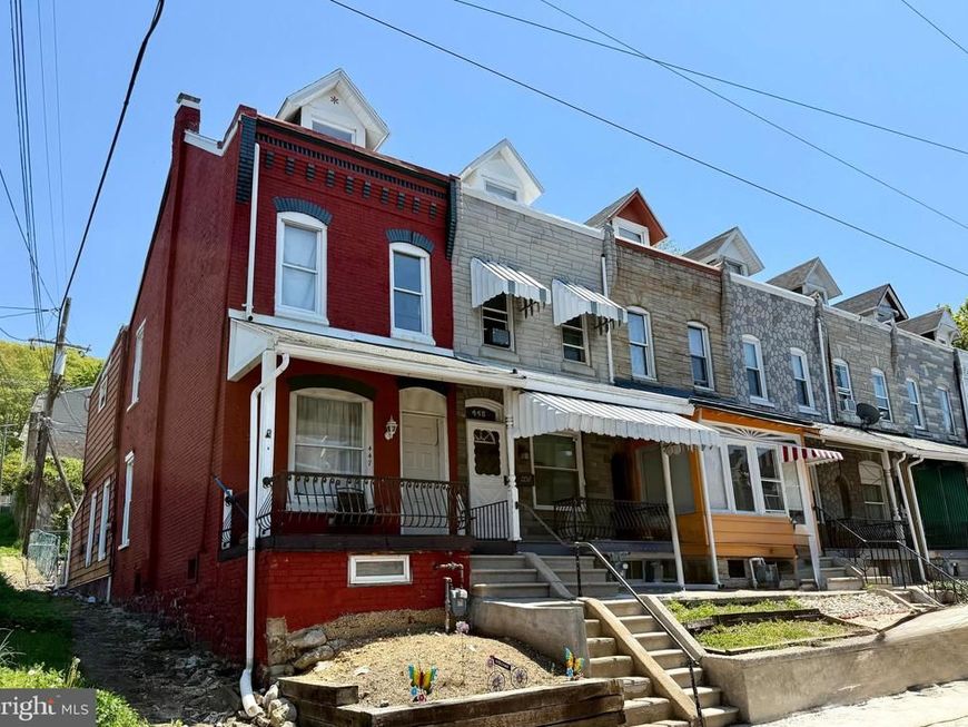 447 Linden Street, Reading, PA 19604 Main Photo