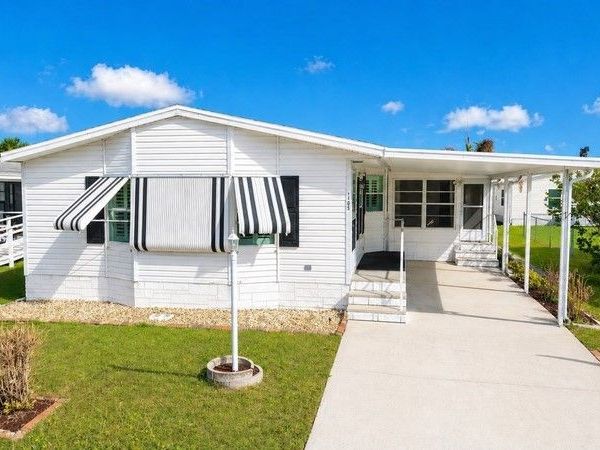 1105 Navajo Drive, Sebastian, FL 32976
