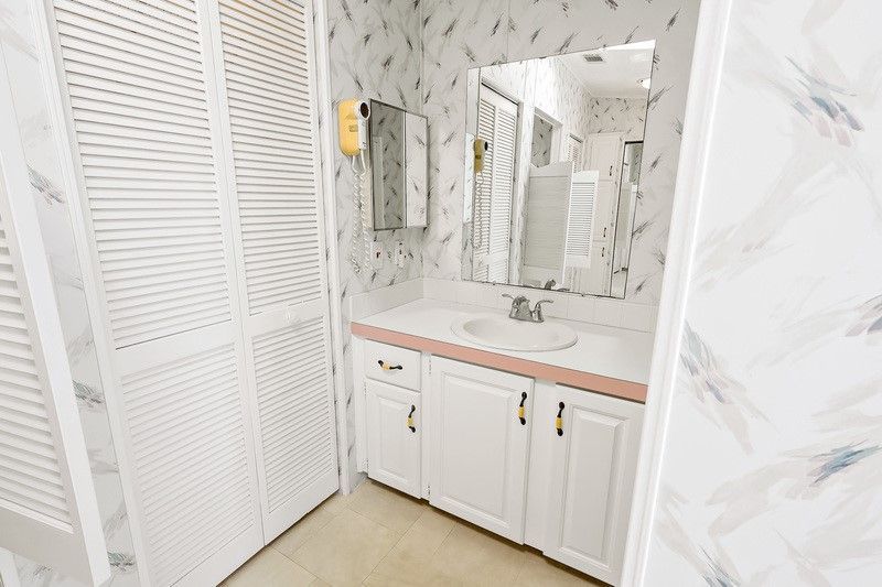 1105 Navajo Drive, Sebastian, FL 32976 Photo