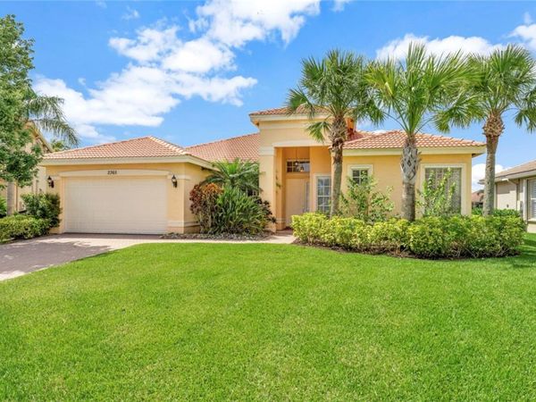 2365 Lake Ibis Lane SW, Vero Beach, FL 32962