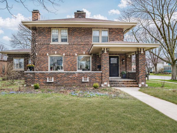 1330 N 5th St, Sheboygan, WI 53081