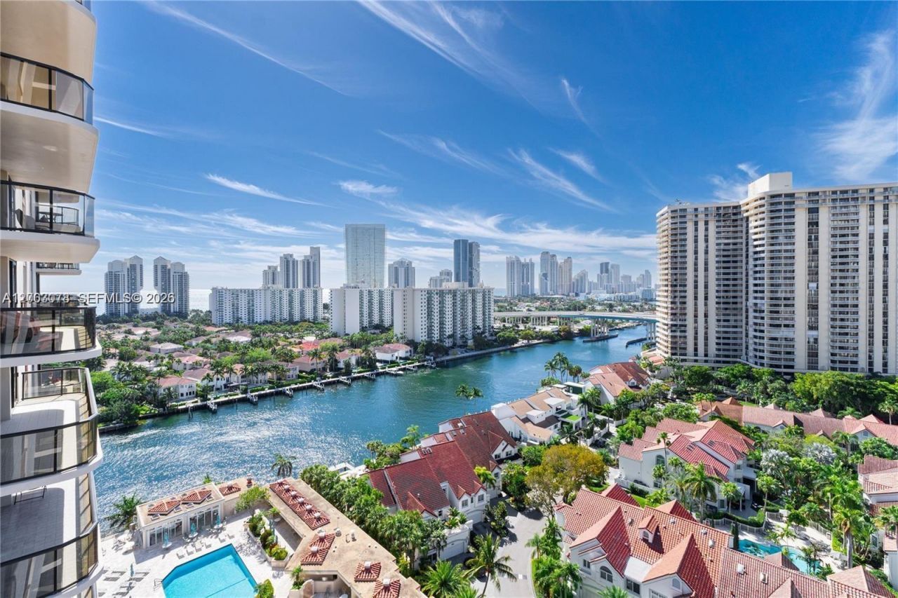 19667 Turnberry Way , Unit 18D, Aventura, FL 33180 Photo