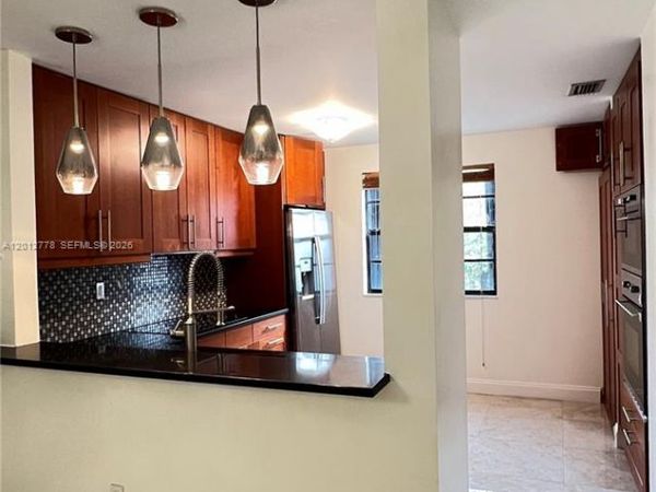 3578 Magellan Cir, Unit 237-3, Aventura, FL 33180