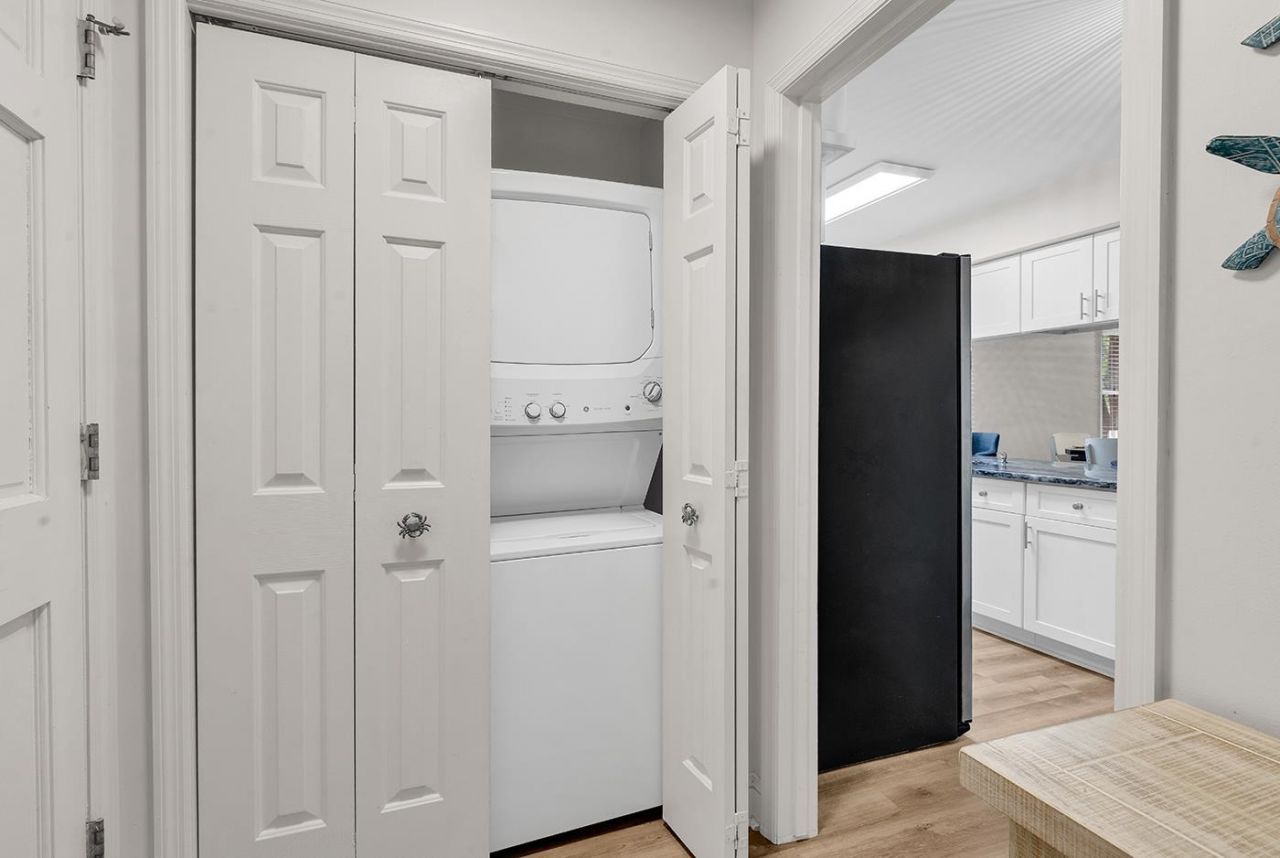 146 Stillwood Dr. Photo 12