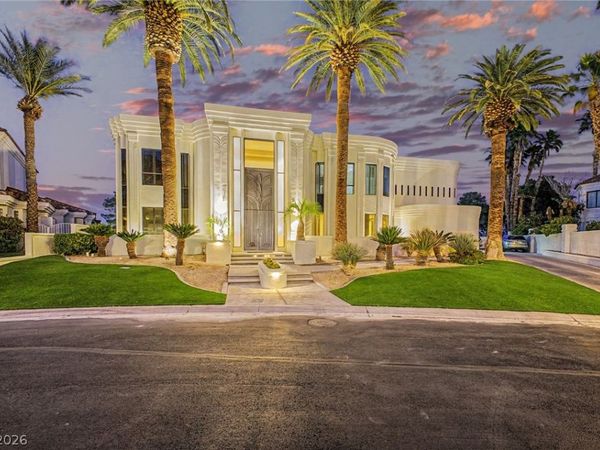 46 Gulf Stream Court, Las Vegas, NV 89113