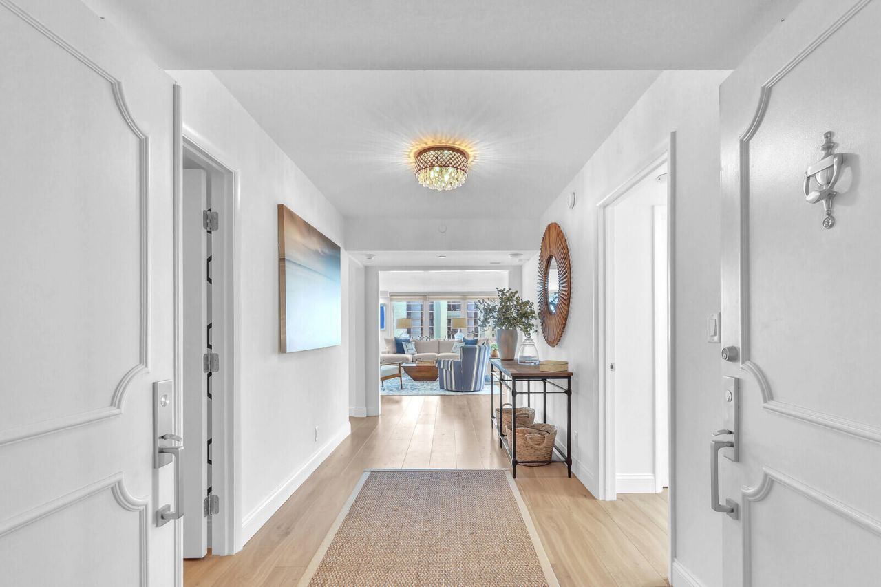 5380 N Ocean Drive, Unit 18j, Singer Island, FL 33404 Photo