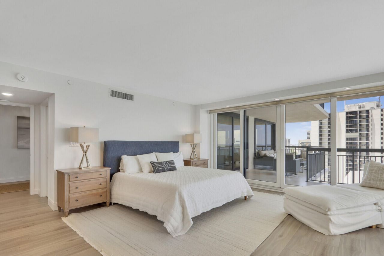 5380 N Ocean Drive, Unit 18j, Singer Island, FL 33404 Photo