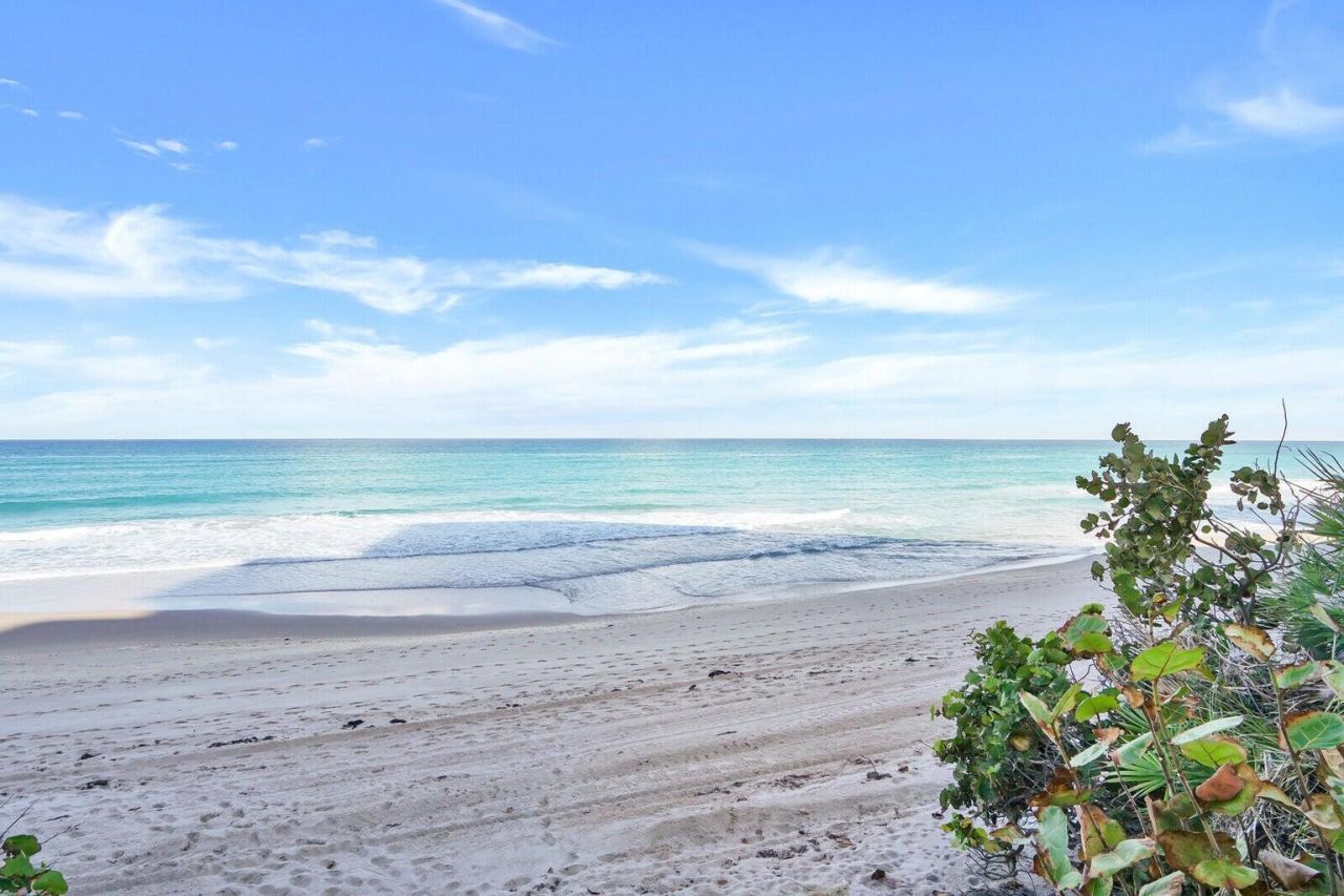 5380 N Ocean Drive, Unit 18j, Singer Island, FL 33404 Photo