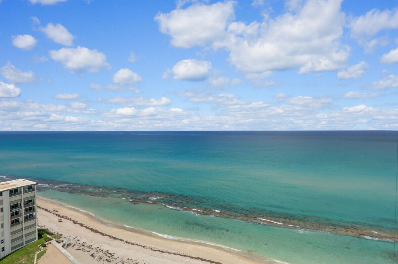 5380 N Ocean Drive, Unit 18j, Singer Island, FL 33404 Photo