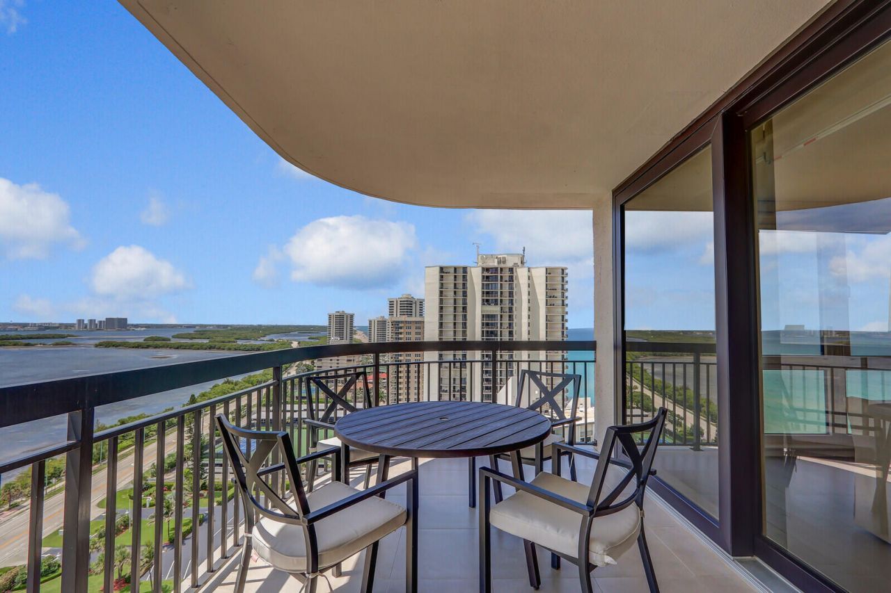 5380 N Ocean Drive, Unit 18j, Singer Island, FL 33404 Photo