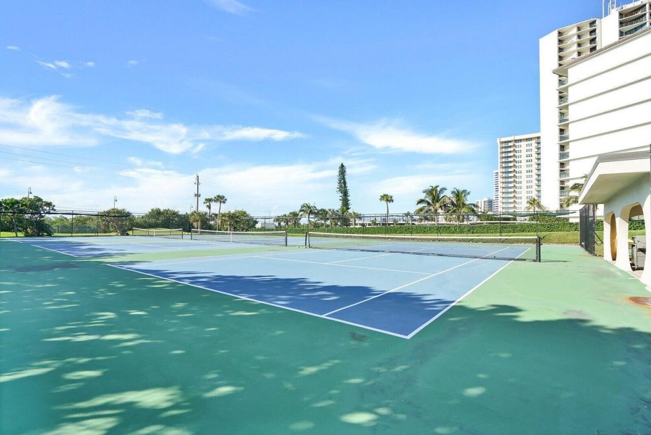 5380 N Ocean Drive, Unit 18j, Singer Island, FL 33404 Photo