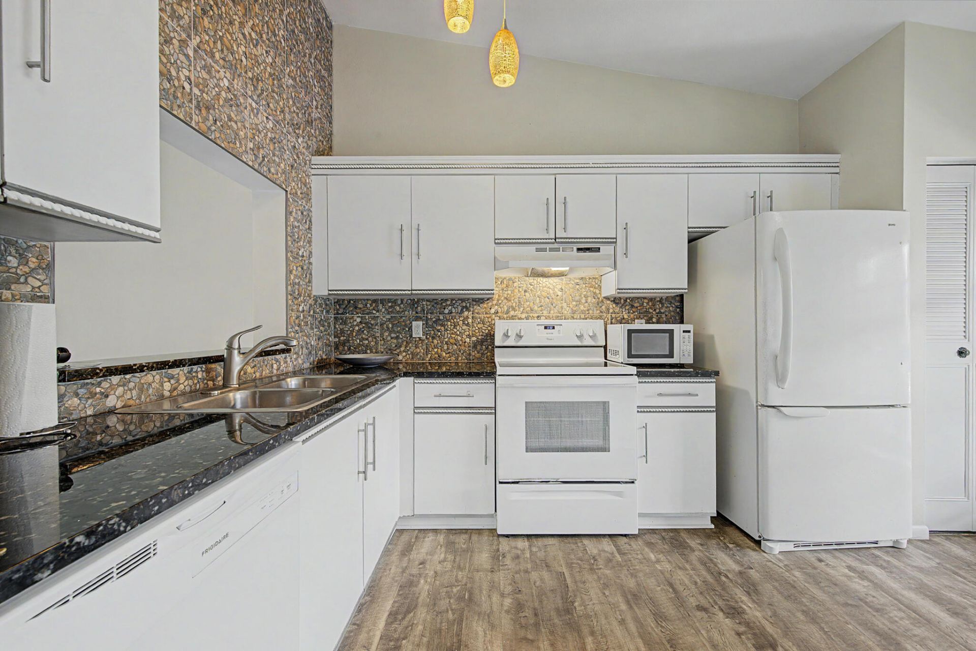 3386 Lucerne Park Drive, Greenacres, FL 33467 Photo