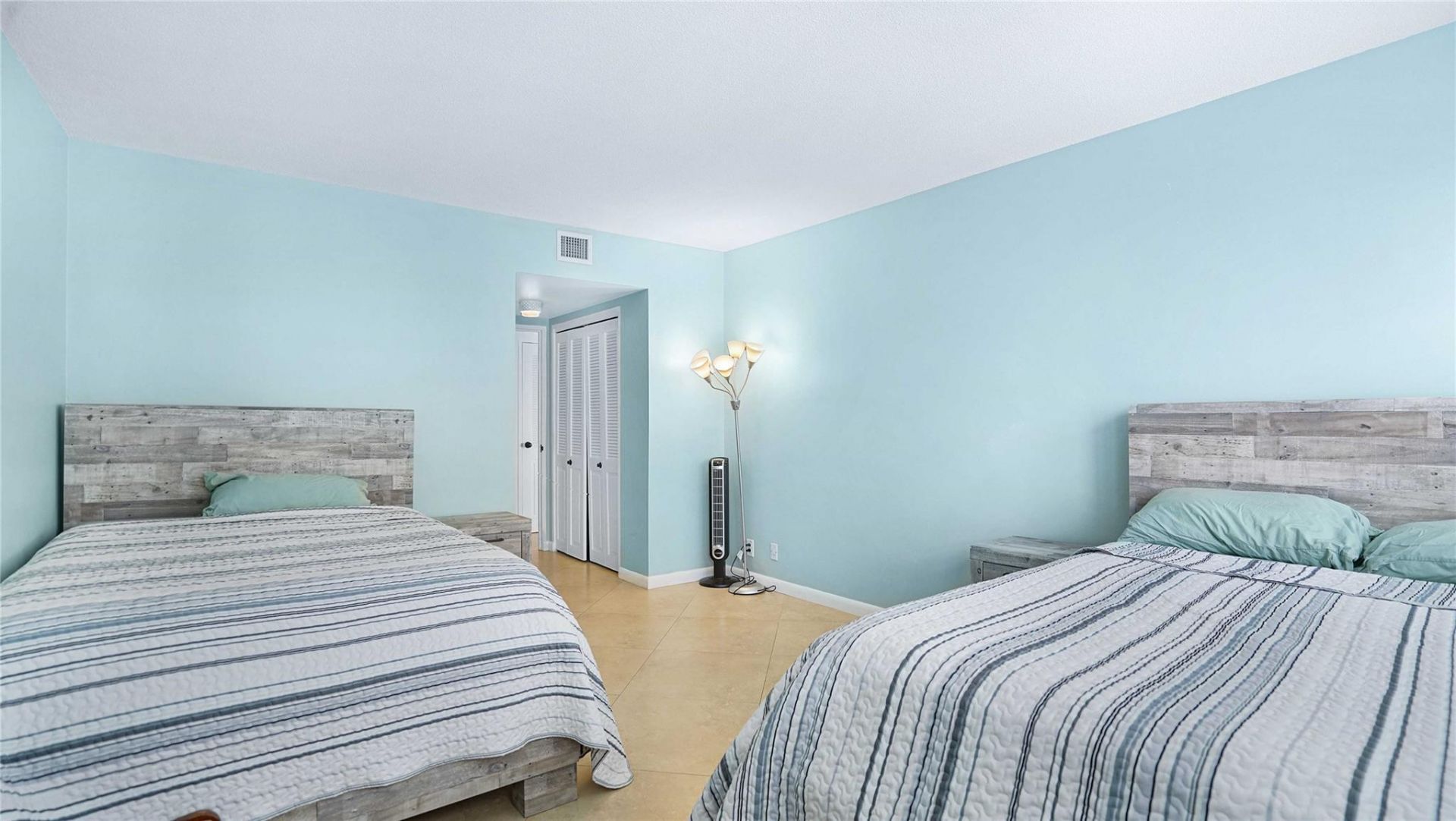 3430 Galt Ocean Drive, Unit 802, Fort Lauderdale, FL 33308 Photo