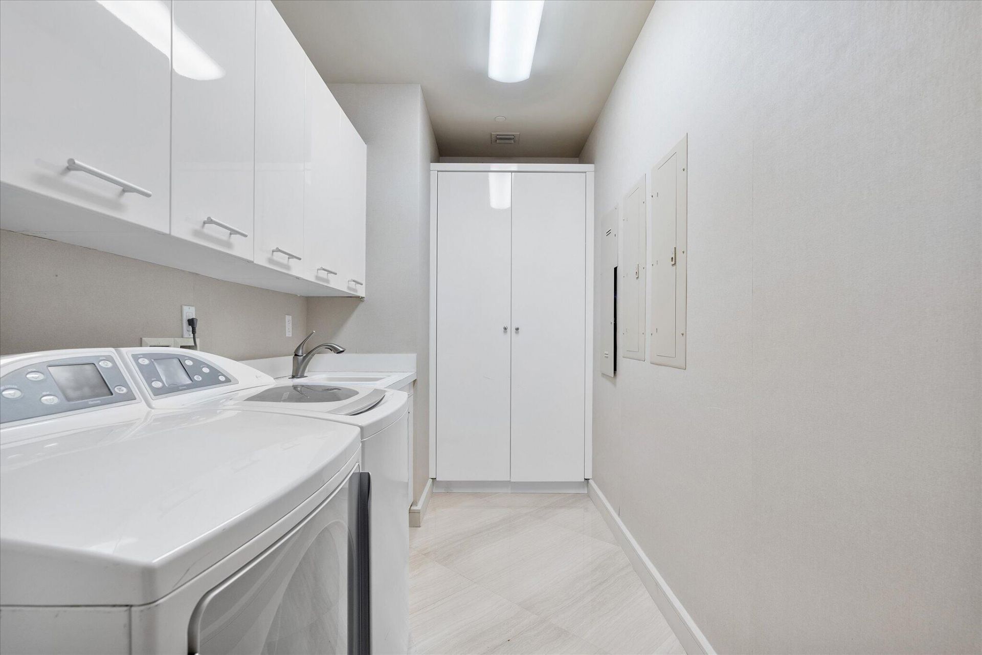2711 S Ocean Drive, Unit 3602, Hollywood, FL 33019 Photo