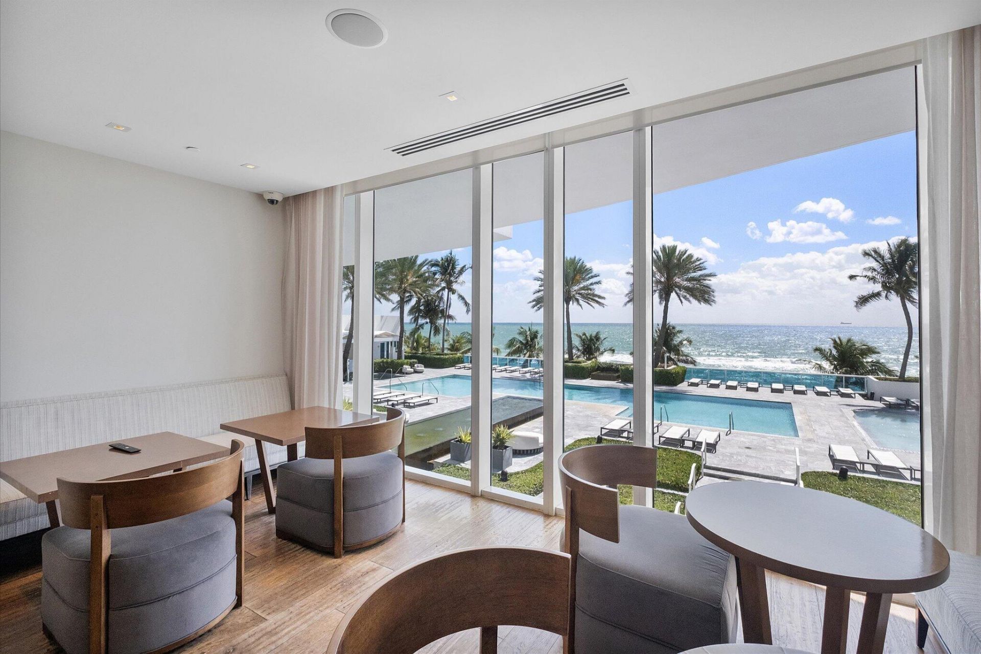 2711 S Ocean Drive, Unit 3602, Hollywood, FL 33019 Photo