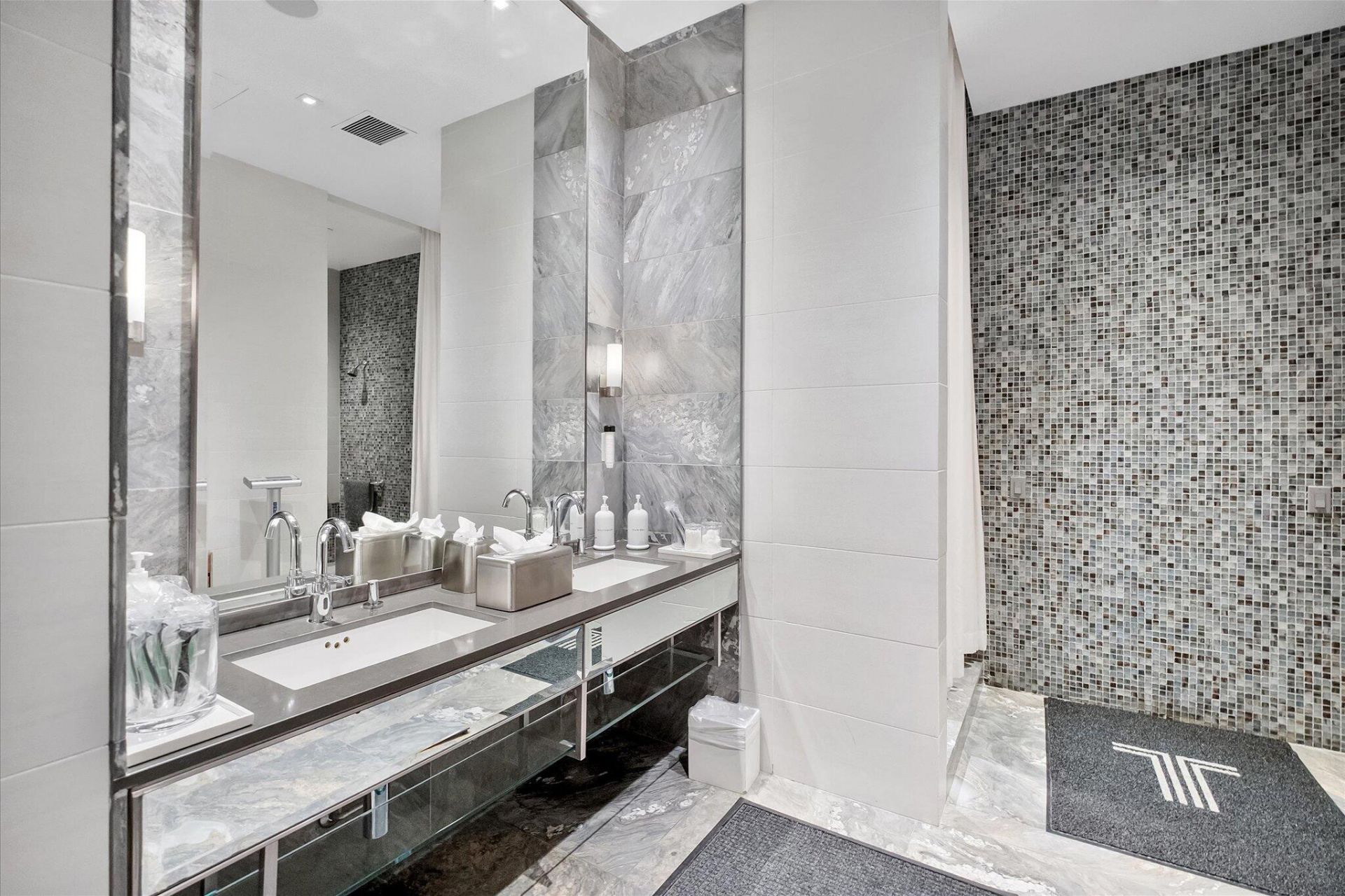 2711 S Ocean Drive, Unit 3602, Hollywood, FL 33019 Photo
