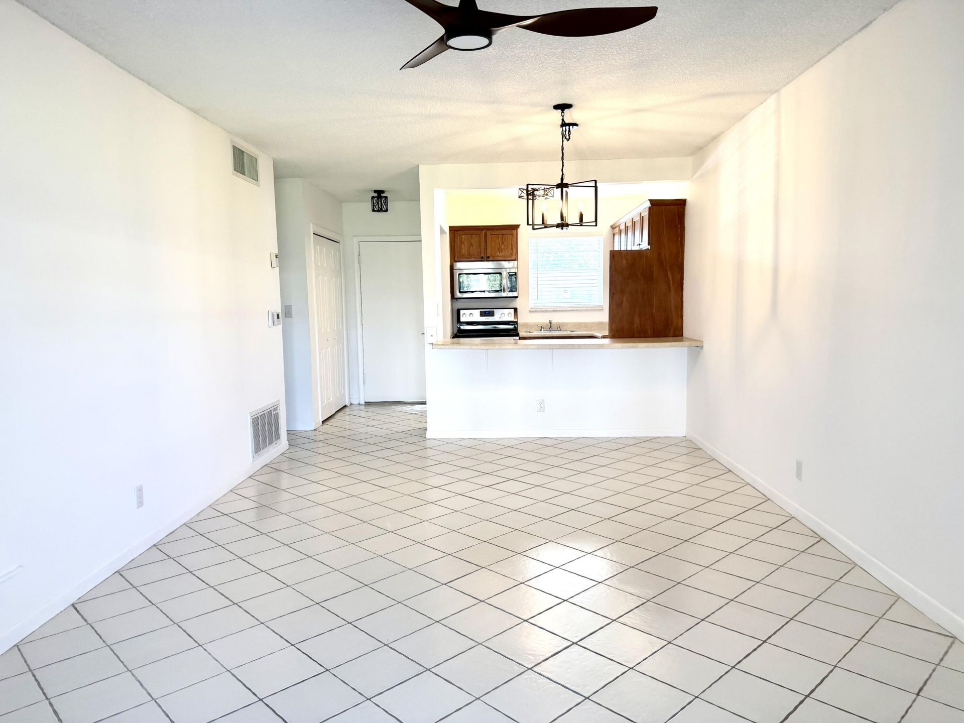 1118 Lake Terrace, Unit 103, Boynton Beach, FL 33426 Photo