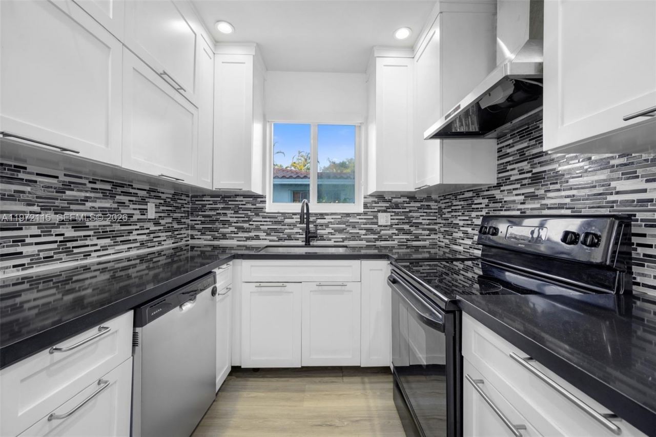 1314 Ferdinand Street, Coral Gables, FL 33134 Photo
