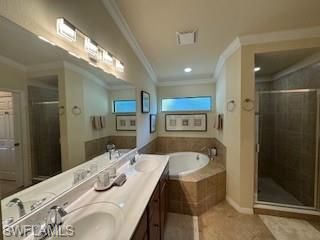 9844 Venezia Cir, Unit 721, Naples, FL 34113 Photo