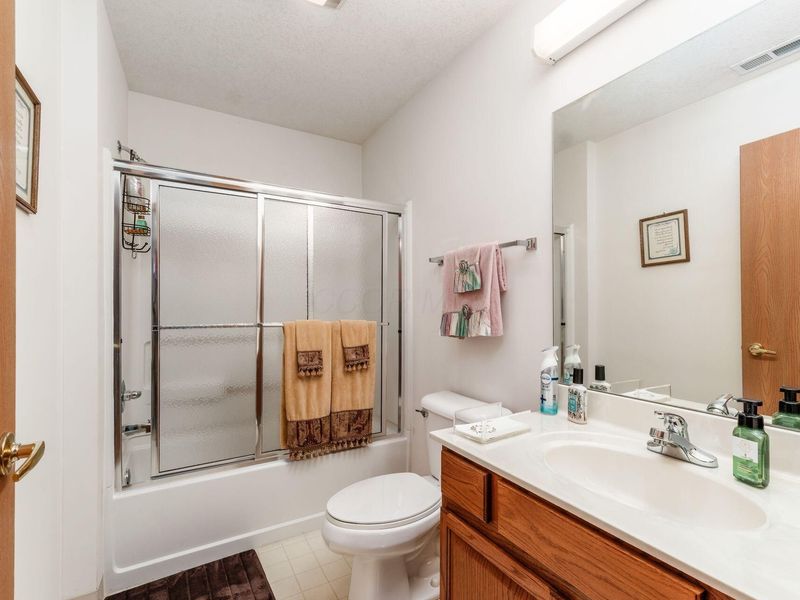 4014 Wiston Drive, Groveport, OH 43125 Photo 11