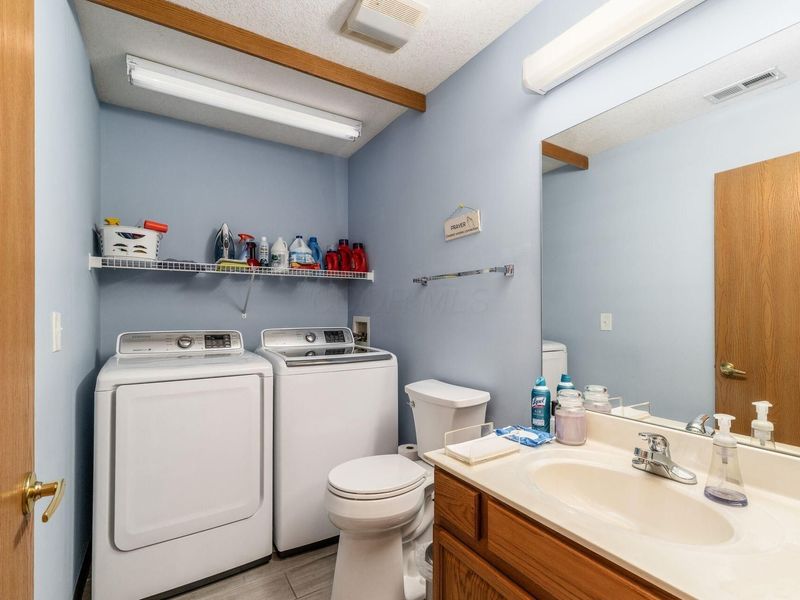 4014 Wiston Drive, Groveport, OH 43125 Photo 13