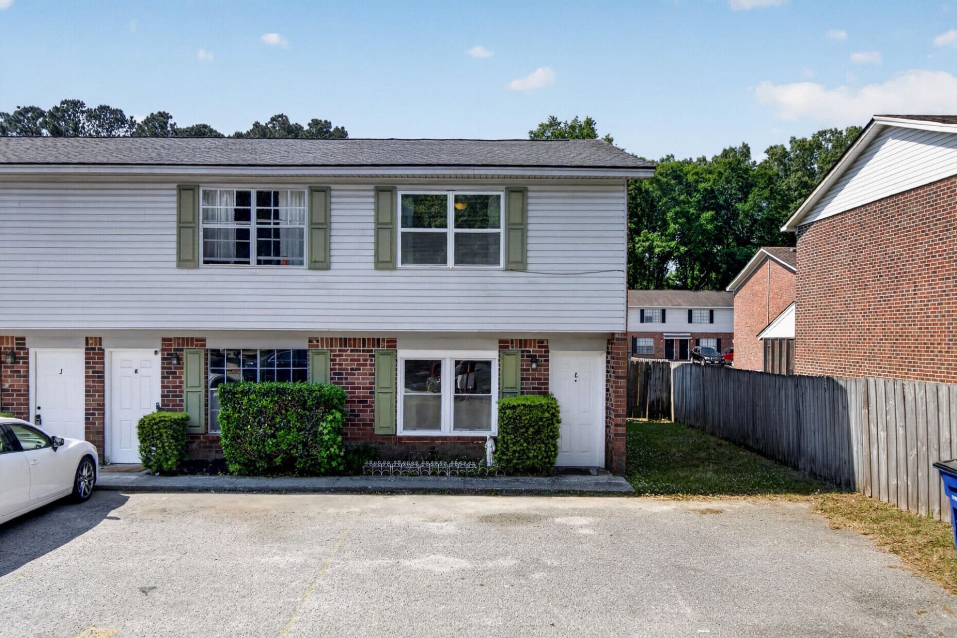 519 Parkdale Drive Photo 1
