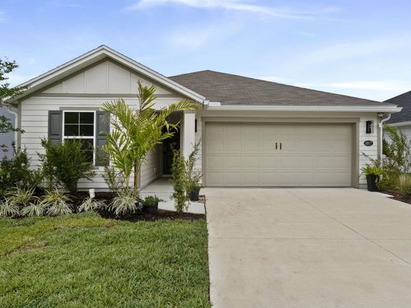 1017 Panther Lake Parkway, Jacksonville, FL 32221
